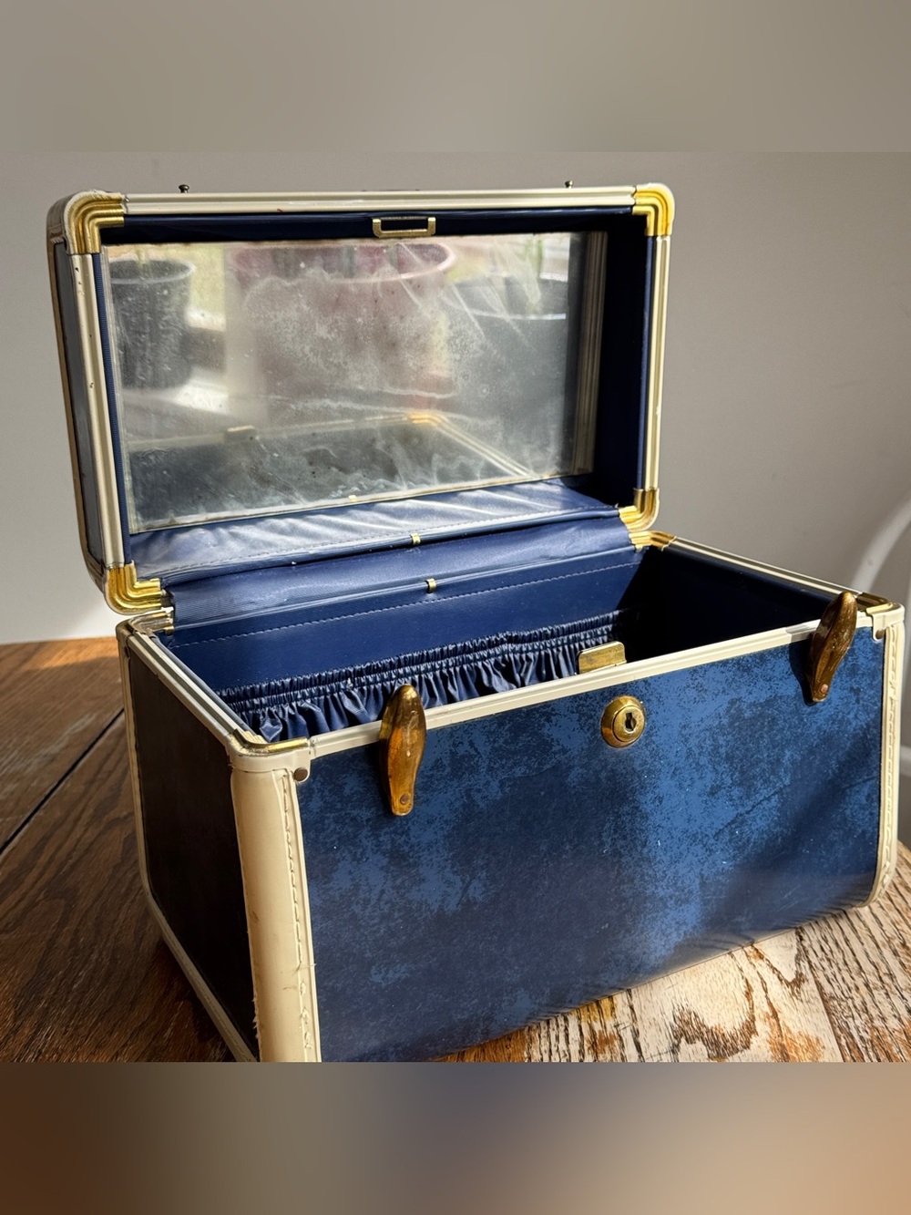 Vtg Samsonite Schwayder Train Luggage 4712 Makeup Travel Case Blue Marble 13x9x8 - Picture 8 of 14